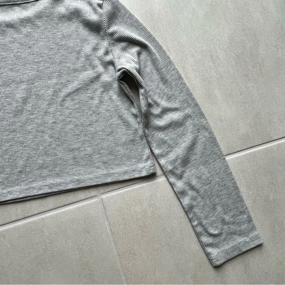 GAP Kids Gray Pajama Crop Top